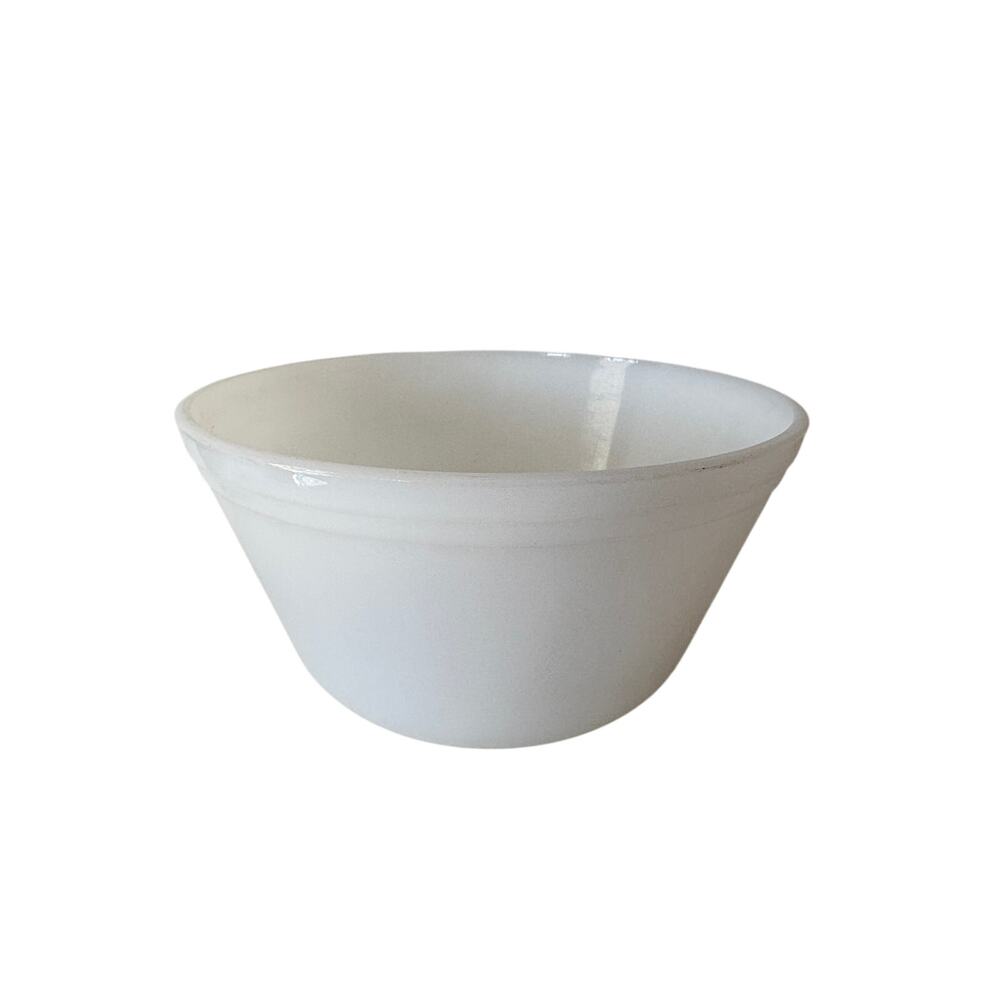 Vintage Federal Glass Milk Glass Mixing Bowl Heat Proof White 8” Ribbed